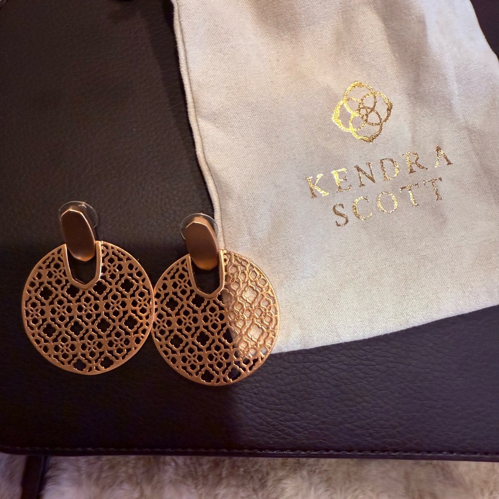 Kendra Scott Gold Filigree Earrings
